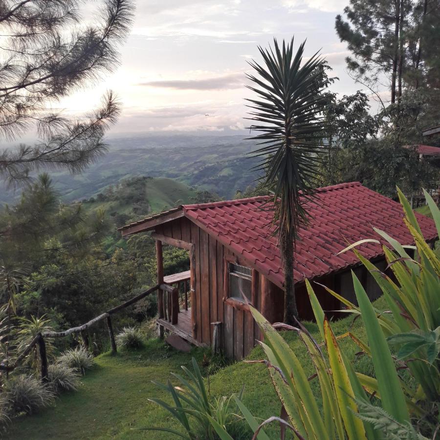Cabanas Don Camilo Albergue De Montana Cabecera de Canas Esterno foto