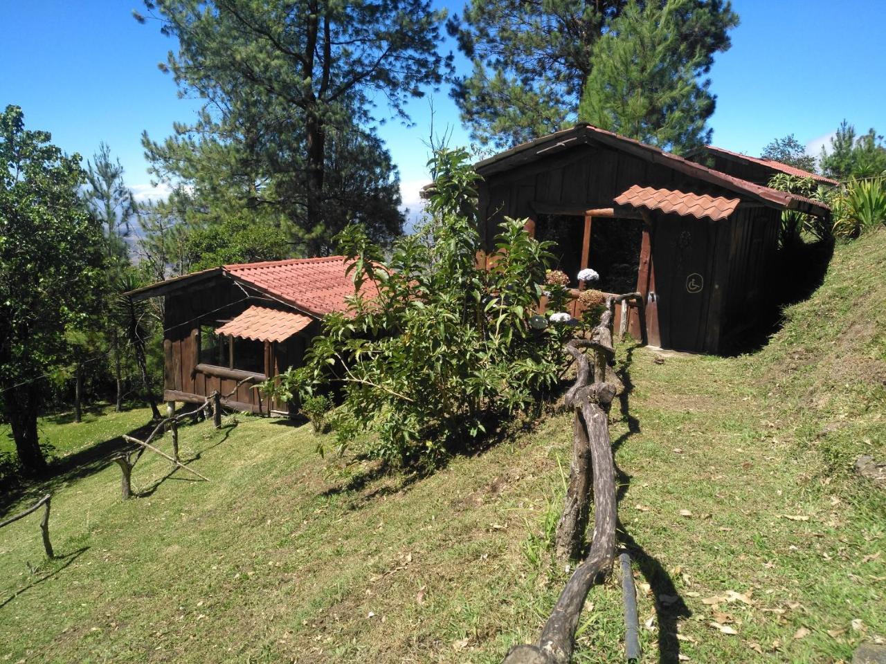 Cabanas Don Camilo Albergue De Montana Cabecera de Canas Esterno foto