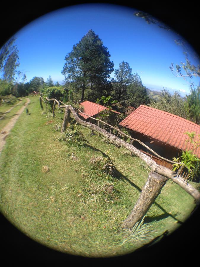 Cabanas Don Camilo Albergue De Montana Cabecera de Canas Esterno foto