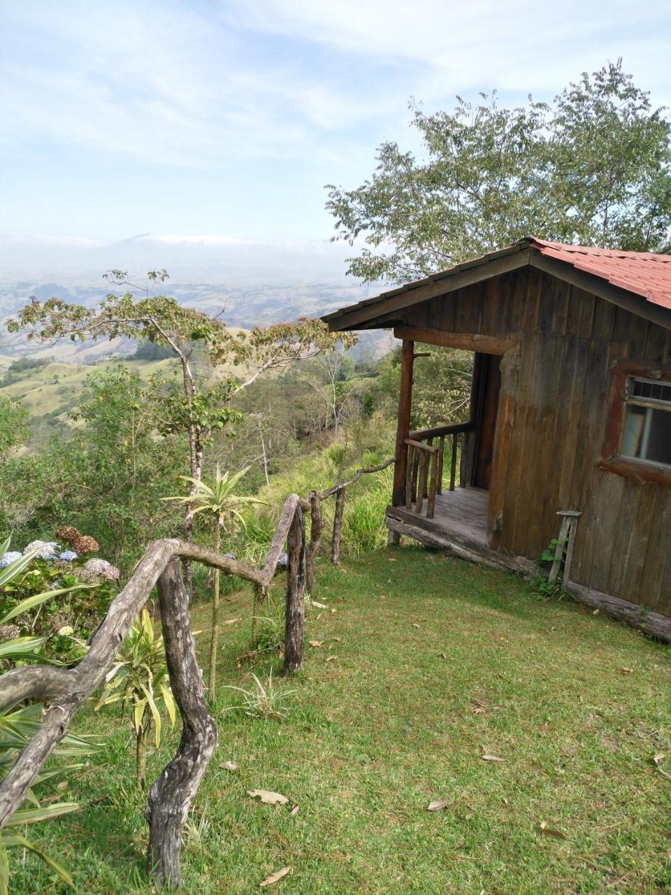Cabanas Don Camilo Albergue De Montana Cabecera de Canas Esterno foto