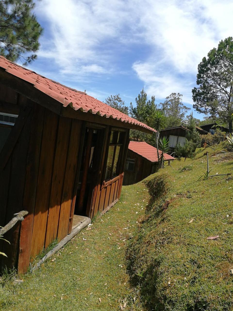 Cabanas Don Camilo Albergue De Montana Cabecera de Canas Esterno foto