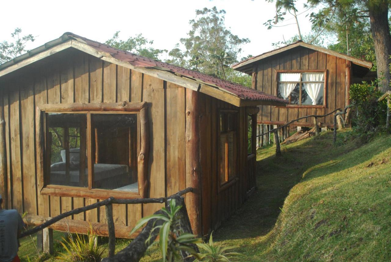 Cabanas Don Camilo Albergue De Montana Cabecera de Canas Esterno foto